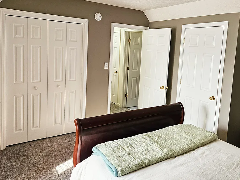 1585 Cedar Springs Cir — Photo 20