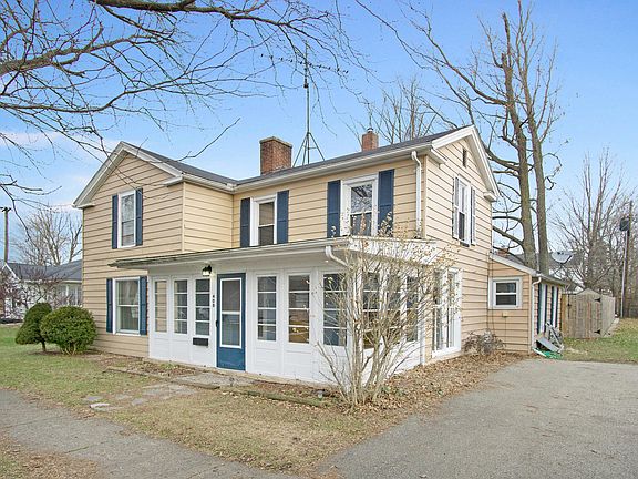 2nd image of 408 N Mechanic St