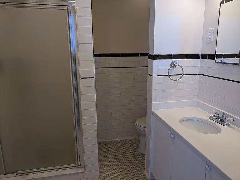 101 Monmouth St #902 — Photo 10