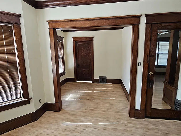 2978 S Logan Ave #2978 — Photo 6
