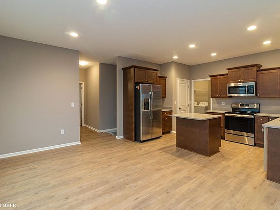 2nd image of 1489 Indigo Dr SE