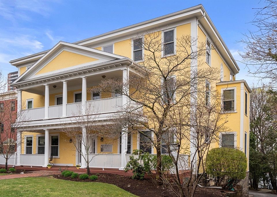 1st image of 71 Perkins St #3
