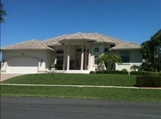 930 Moon Ct, Marco Island, FL 34145