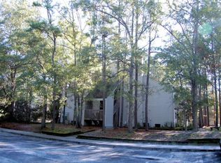 610 Montclair Dr APT D, Wilmington, NC 28403