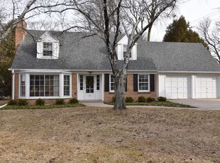 168 E Bradley Rd, Fox Pt, WI 53217