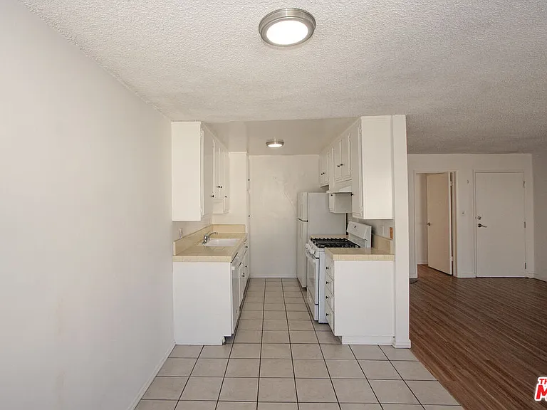 11515 Ohio Ave #3 — Photo 5