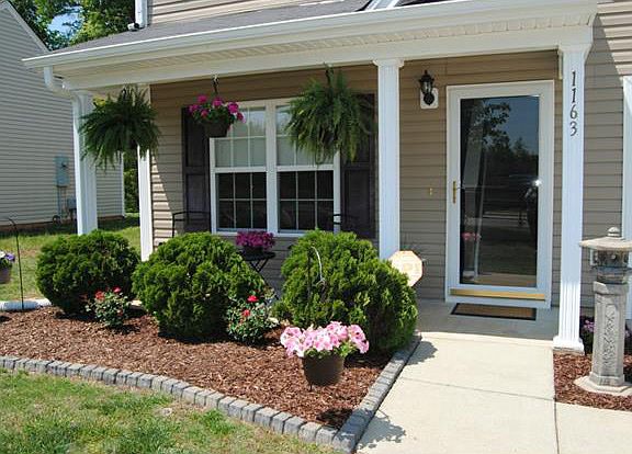 2nd image of 1163 Larkspur Ln