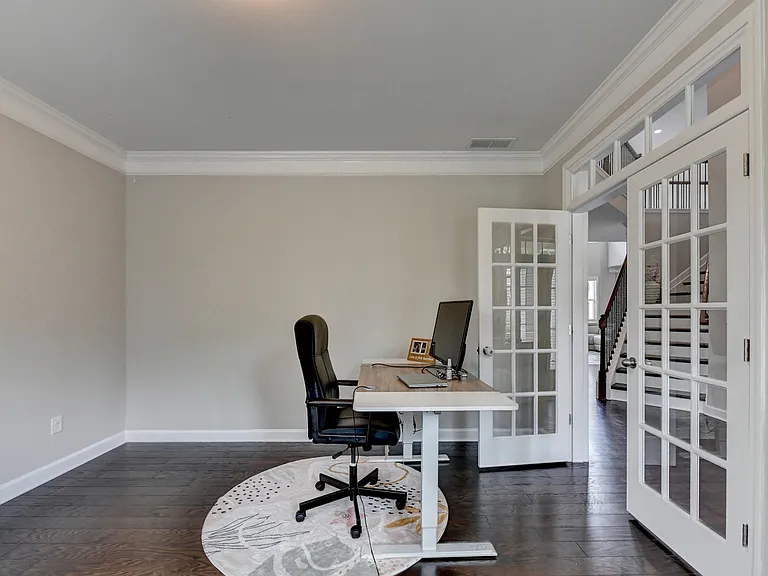 6035 Ashborough Park — Photo 4
