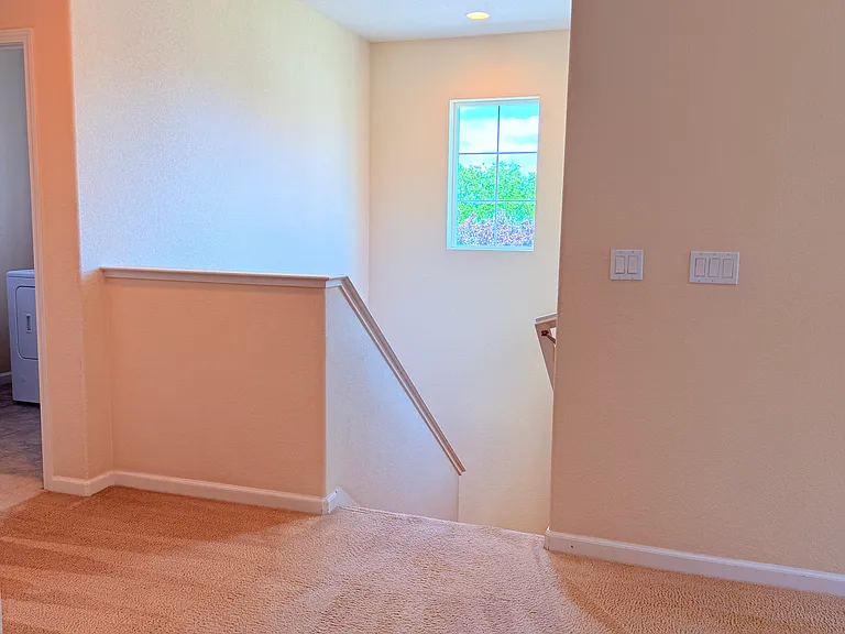 2nd Floor Entrance Area