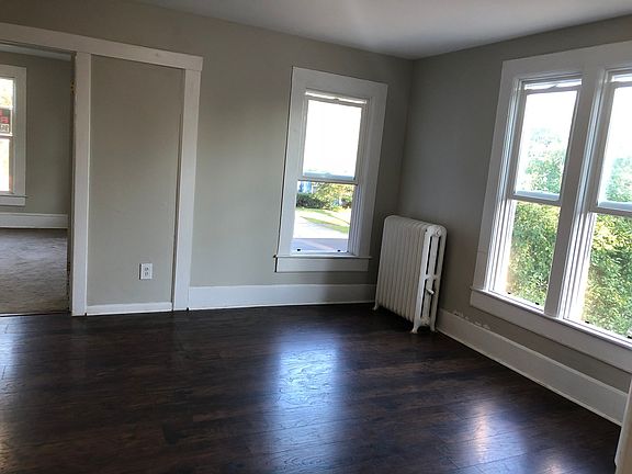 5th image of 814 Saint John St #2