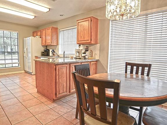 4th image of 2738 Sea Ledge Dr