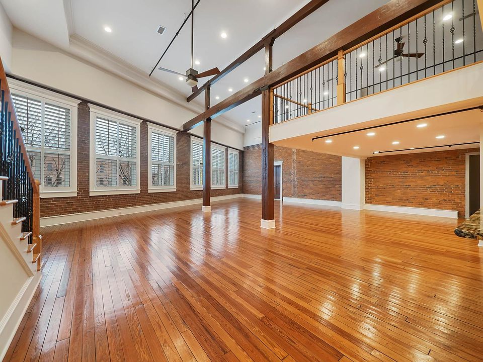 1st image of 1467 Market St APT 203