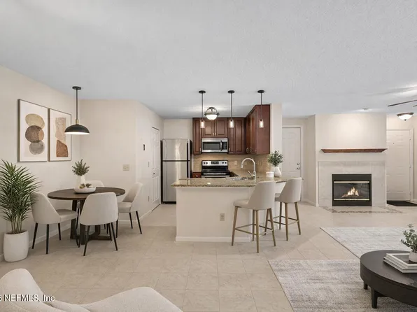 13715 RICHMOND PARK Drive N #304, Jacksonville, FL 32224