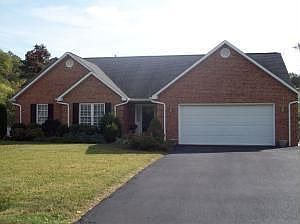 1st image of 926 Homestead Dr
