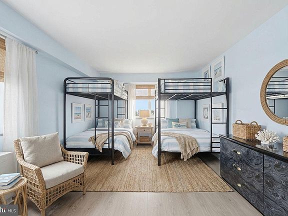 4th image of 6101 Monmouth Ave APT 401