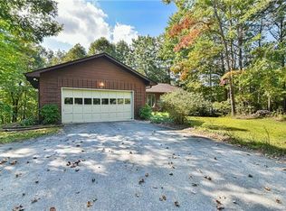 877 Deep Woods Dr, Marion, NC 28752