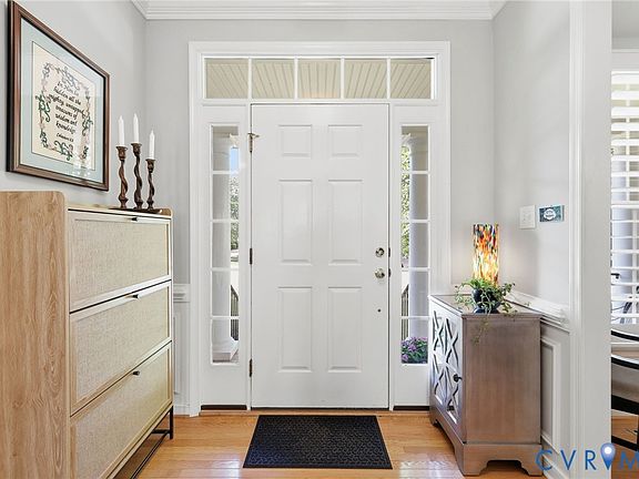 2nd image of 4909 Parsons Walk Pl