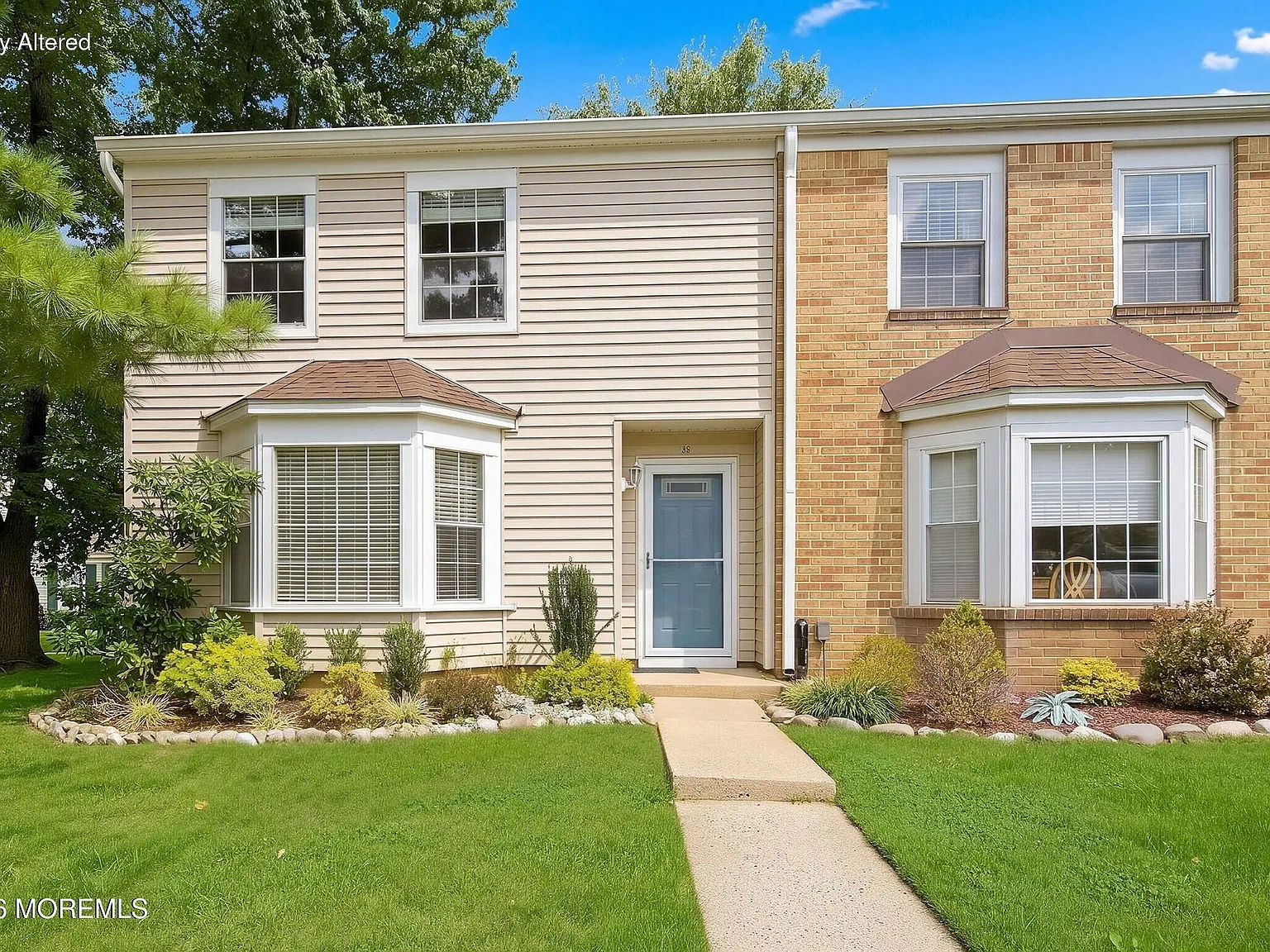 2 bed, 2.5 bath, 1676 sqft, $3,100 — Photo 1