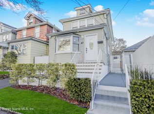 67 Roff St, Staten Island, NY 10304