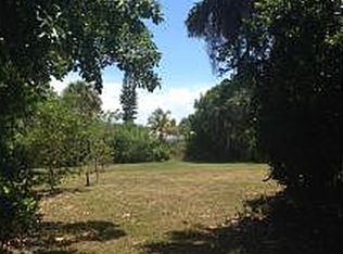 643 E Rocks Dr, Sanibel, FL 33957