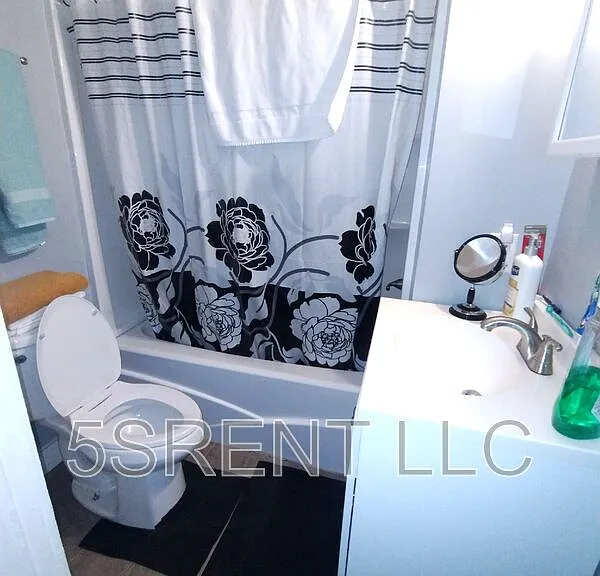 406 Gray Ave — Photo 10