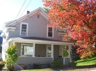 14 Summer St, Newport, NH 03773