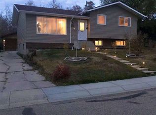 5232 S 38th St, Innisfail, AB T4G1G4