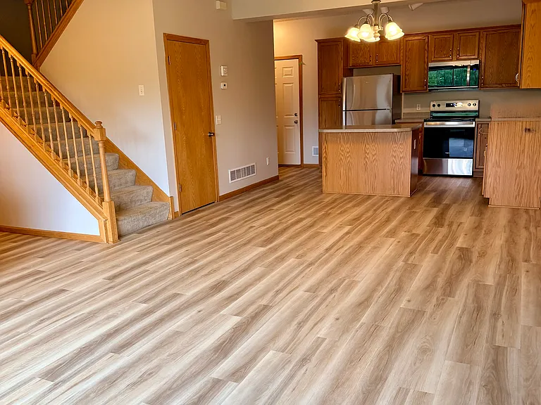 12217 Yancy St NE #B — Photo 3