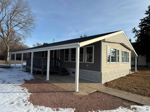 225 E 6th St, Orchard, NE 68764