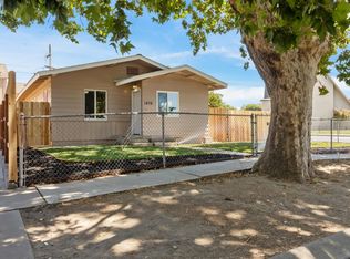 1436 Sacramento St, Escalon, CA 95320