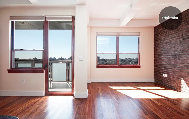 Rented by Triplemint | media 9