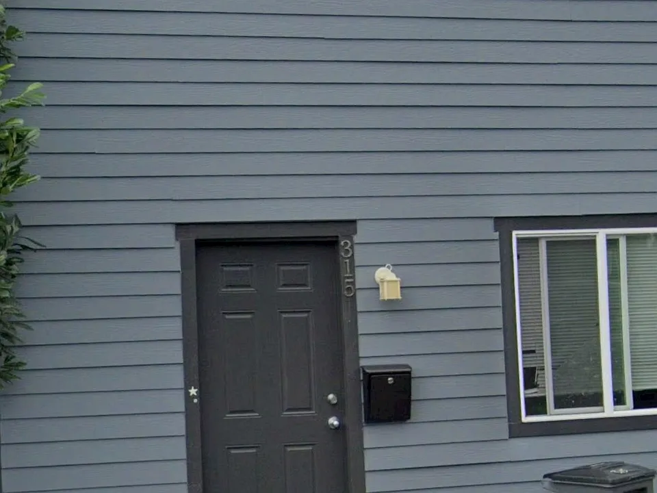 315 Chester Ave #315