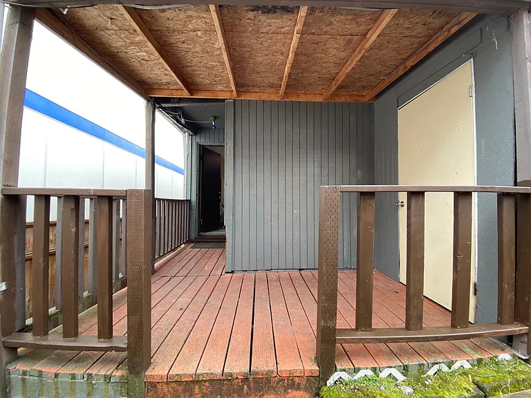 2310 E Madison St — Photo 25