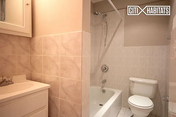 Rented by Citi Habitats | media 22