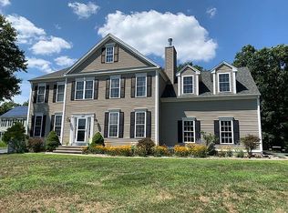 12 Teaberry Ct, Higganum, CT 06441