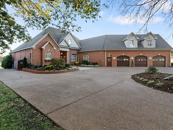 2nd image of 143 Island Dr