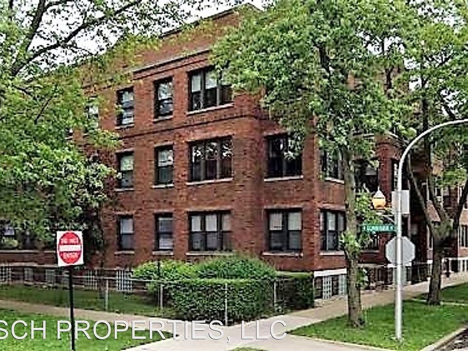 1st image of 4825 N Albany Ave #2