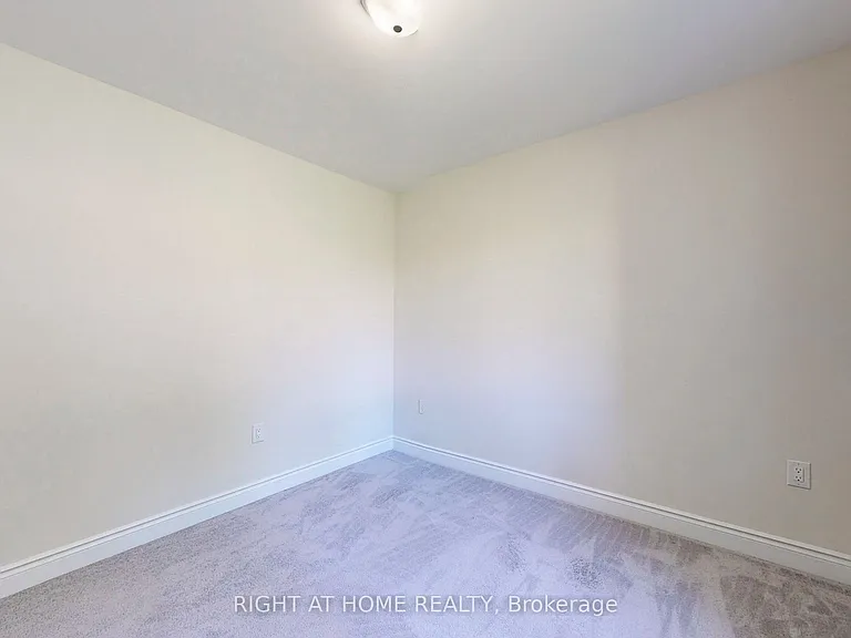 3092 Monarch Dr — Photo 32