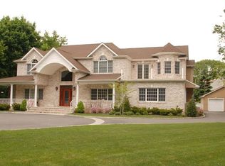 503 Tulip Ave, Floral Park, NY 11001