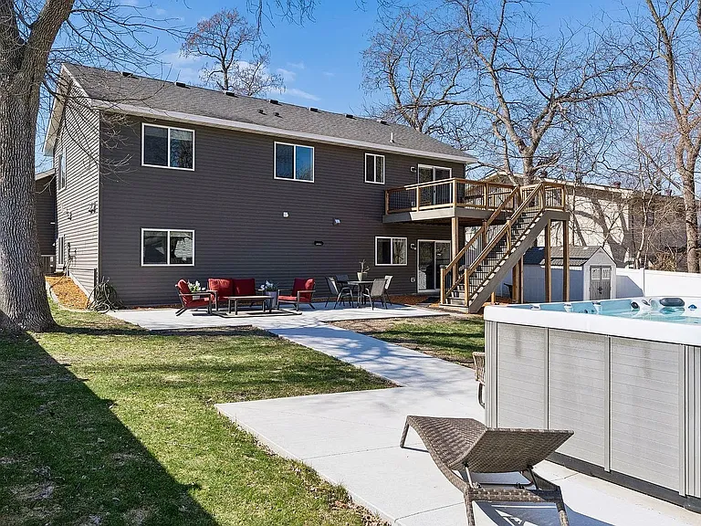 203 Clay St — Photo 8