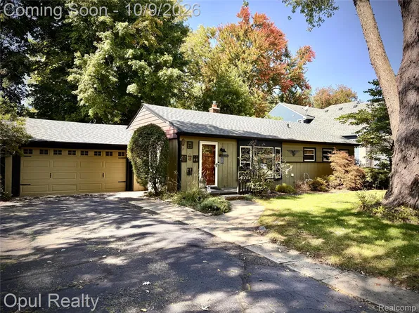 18051 Floral St, Livonia, MI 48152