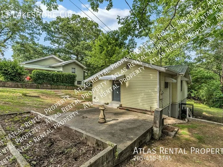 211 Lakeshore Cir — Photo 4