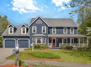 8 Stetson Cir, Walpole, MA 02081