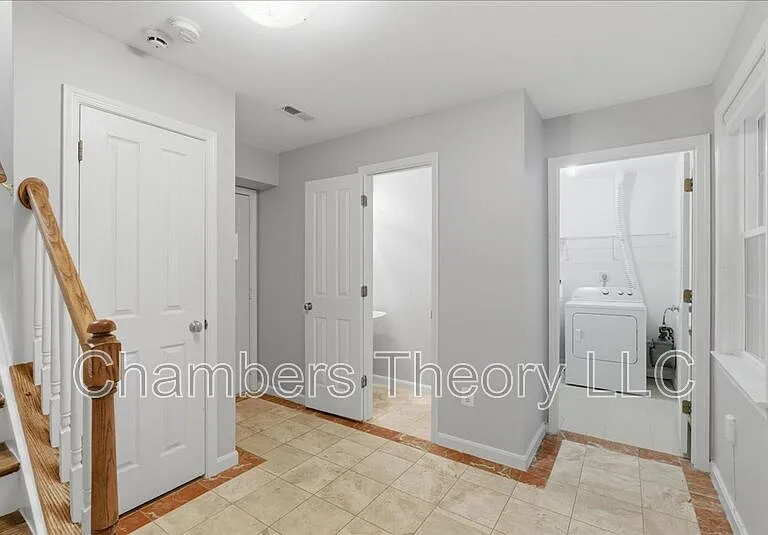 4664 Kirkland Pl — Photo 6