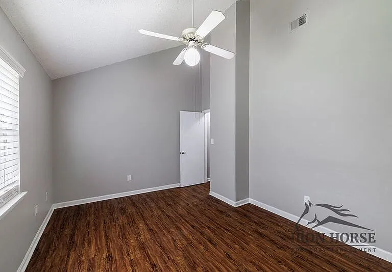 2165 S Milledge Ave #F8 — Photo 10