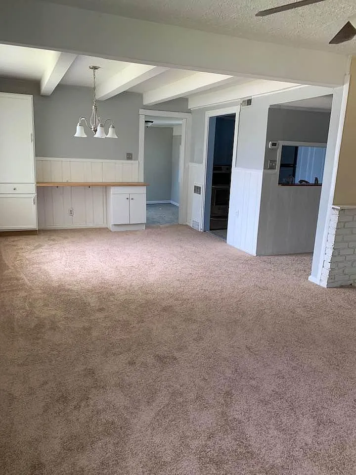 2 bed, 864 sqft, $1,545 — Photo 2
