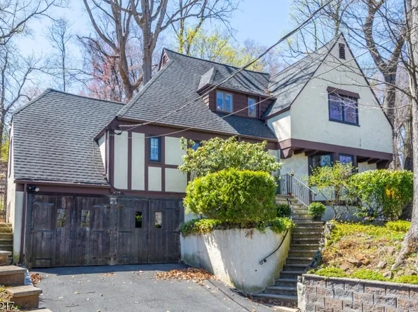 41 Stocker Rd, Verona Twp., NJ 07044