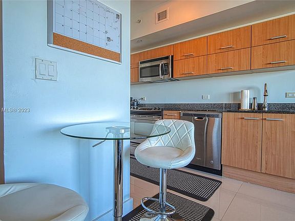4th image of 350 S Miami Ave APT 1615