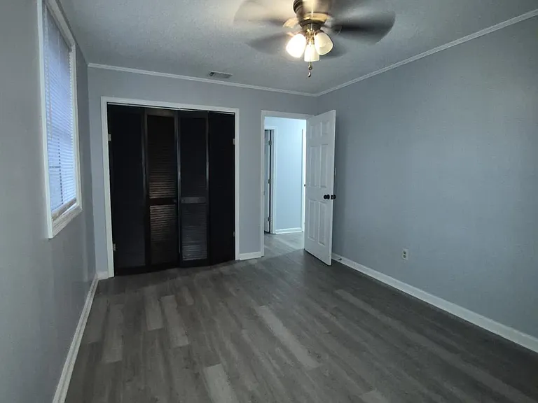 111 Becky St — Photo 14
