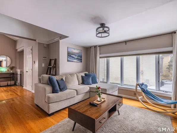 51 Evergreen Avenue, Hamden, CT 06518